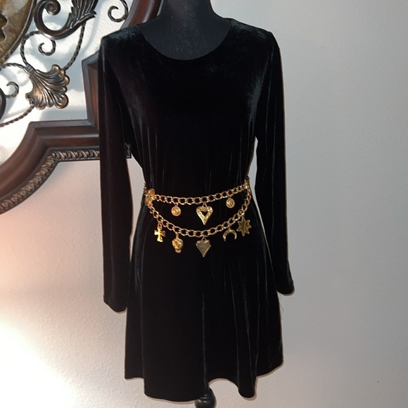 Banana Republic Women’s Black Velvet Pullover Dress Size Large - Picture 15 of 16